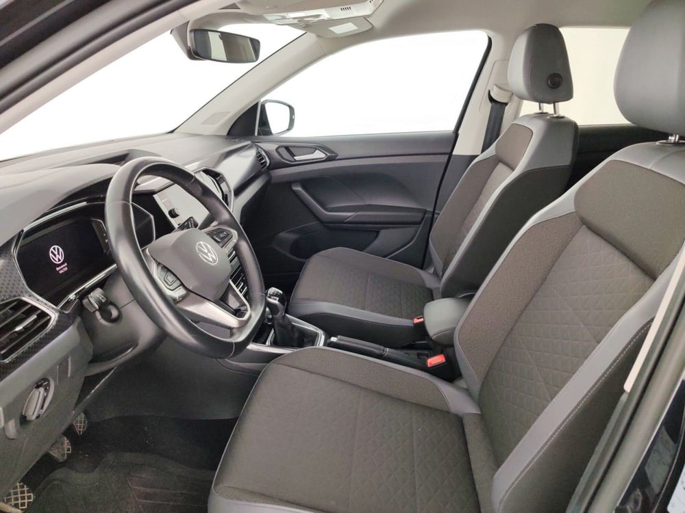 Volkswagen T-Cross usata a Massa-Carrara (7)