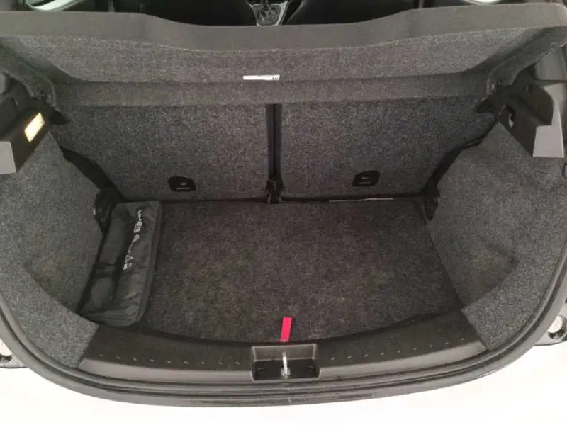 Lancia Ypsilon usata a Treviso (18)