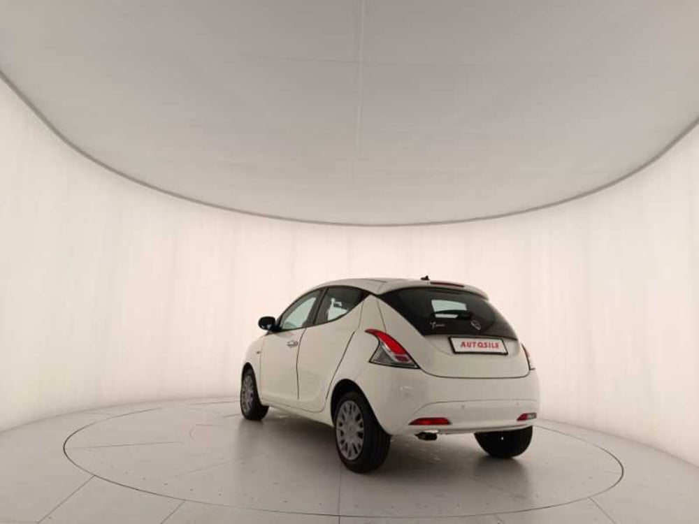 Lancia Ypsilon usata a Treviso (4)