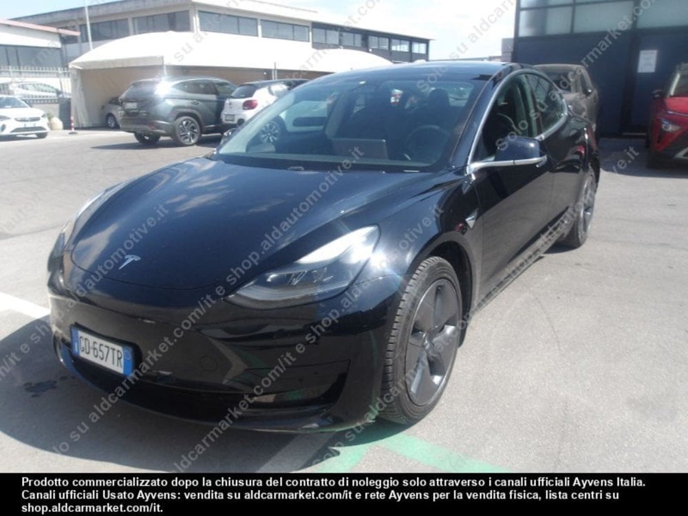 Tesla Model 3 usata a Modena (2)