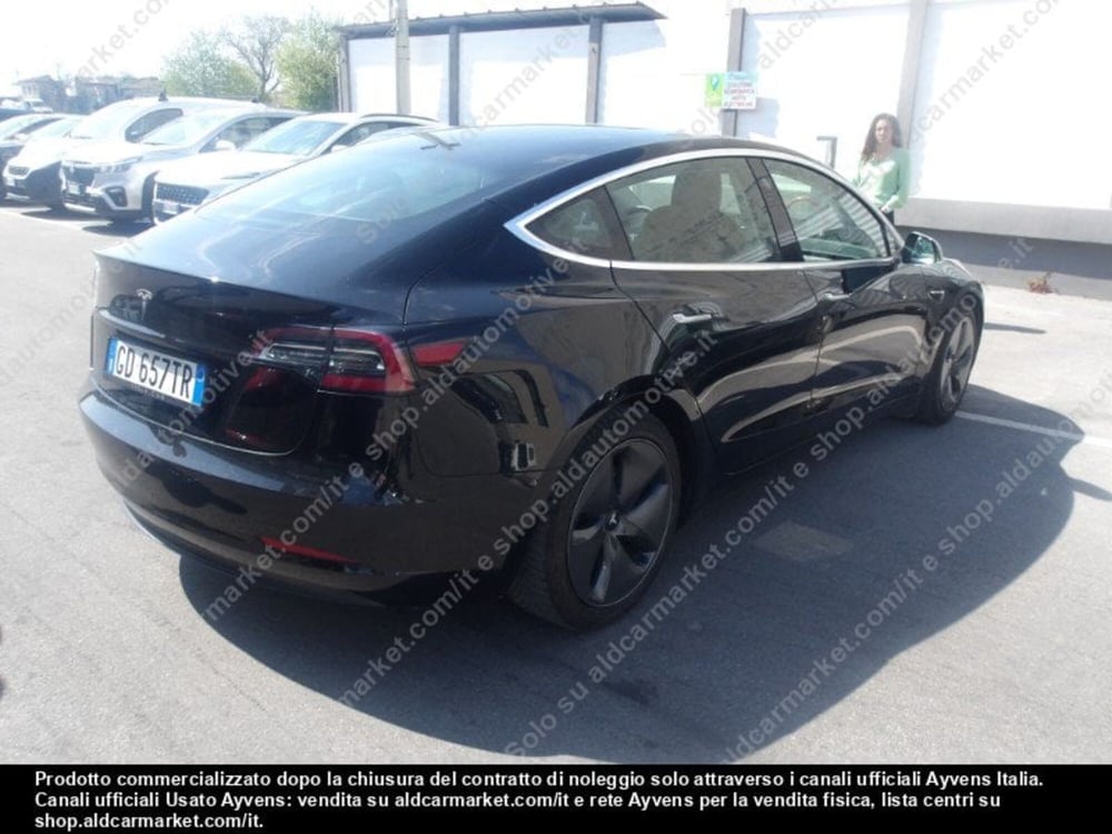 Tesla Model 3 usata a Modena (4)