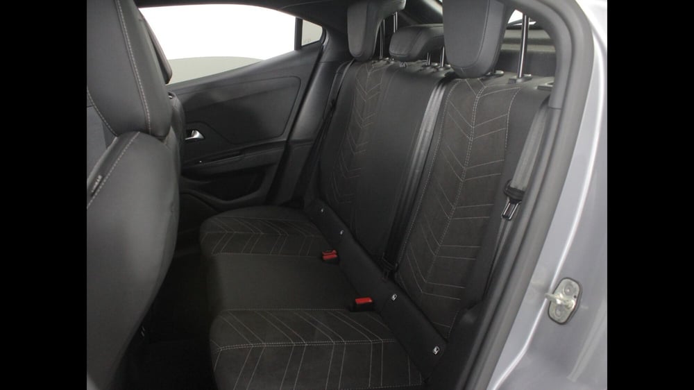 Opel Mokka usata a Palermo (13)