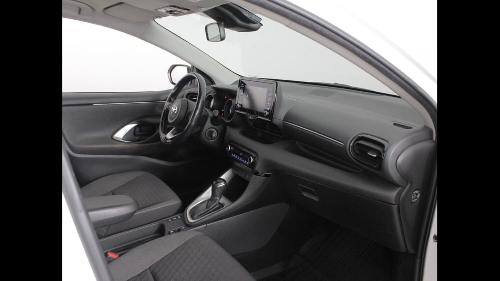 Toyota Yaris usata a Palermo (6)