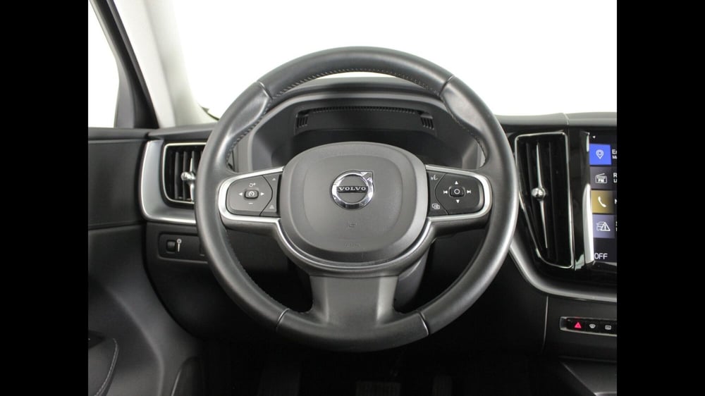 Volvo XC60 usata a Palermo (6)
