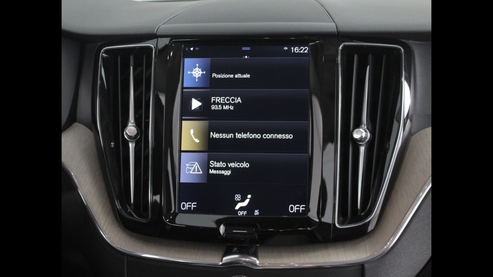 Volvo XC60 usata a Palermo (10)