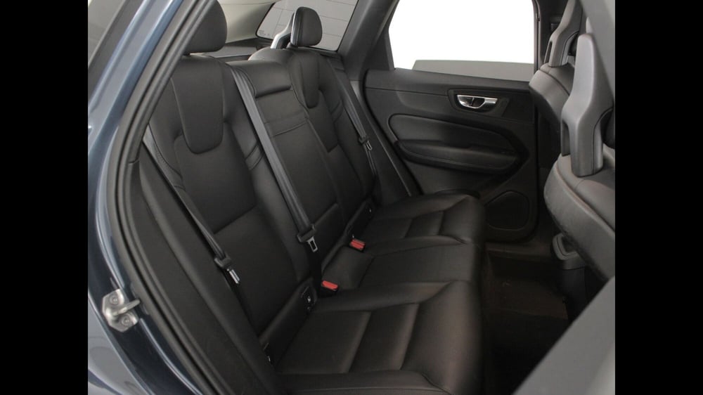 Volvo XC60 usata a Palermo (7)