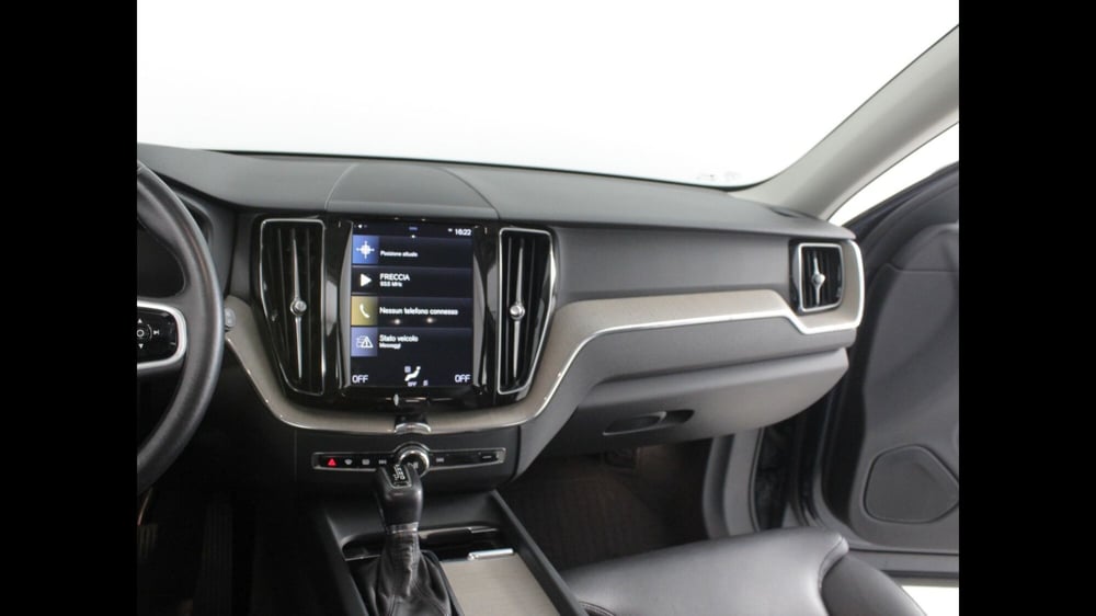 Volvo XC60 usata a Palermo (9)