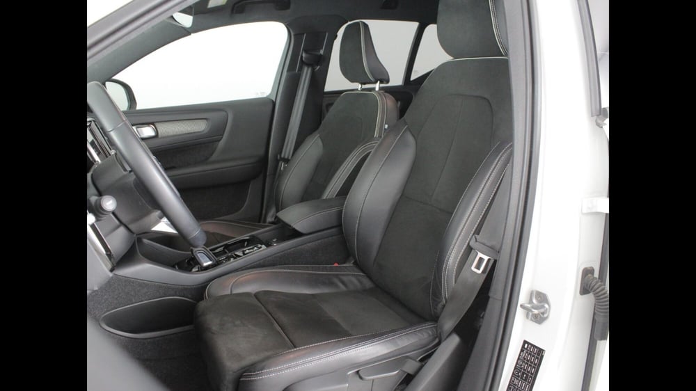 Volvo XC40 usata a Palermo (12)