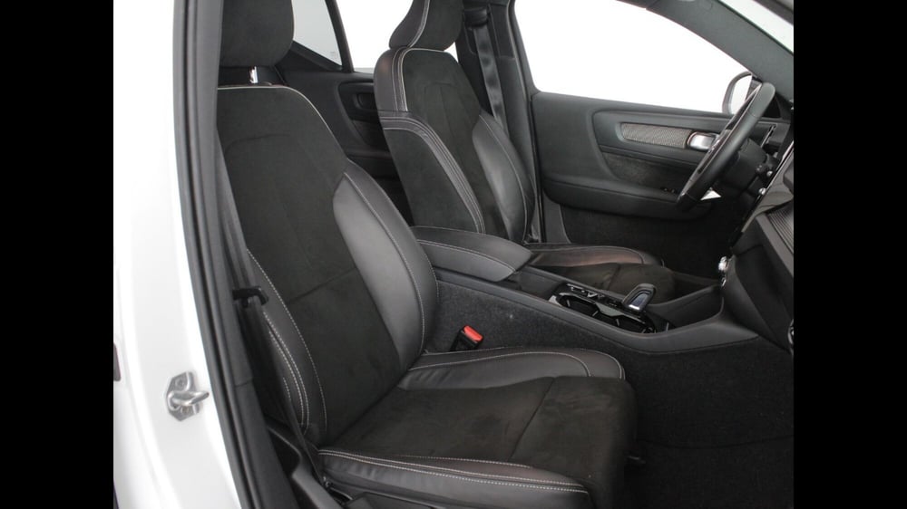 Volvo XC40 usata a Palermo (7)