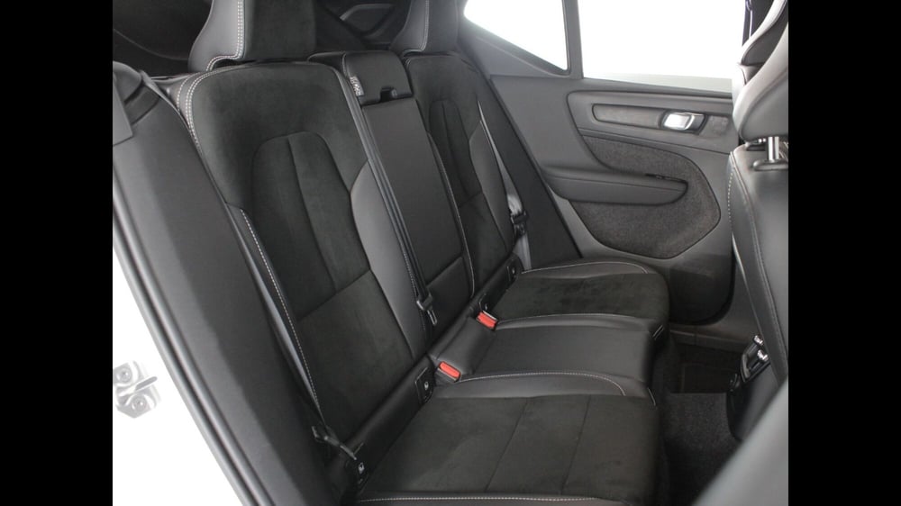 Volvo XC40 usata a Palermo (8)