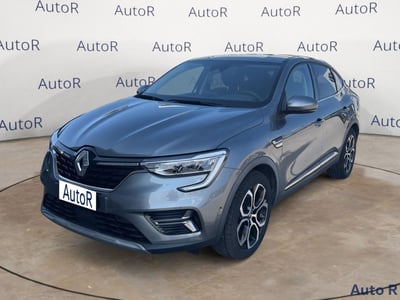 Renault Arkana Hybrid E-Tech 145 CV Techno del 2022 usata a Tito