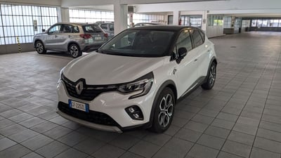 Renault Captur Full Hybrid E-Tech 145 CV Intens del 2021 usata a Milano