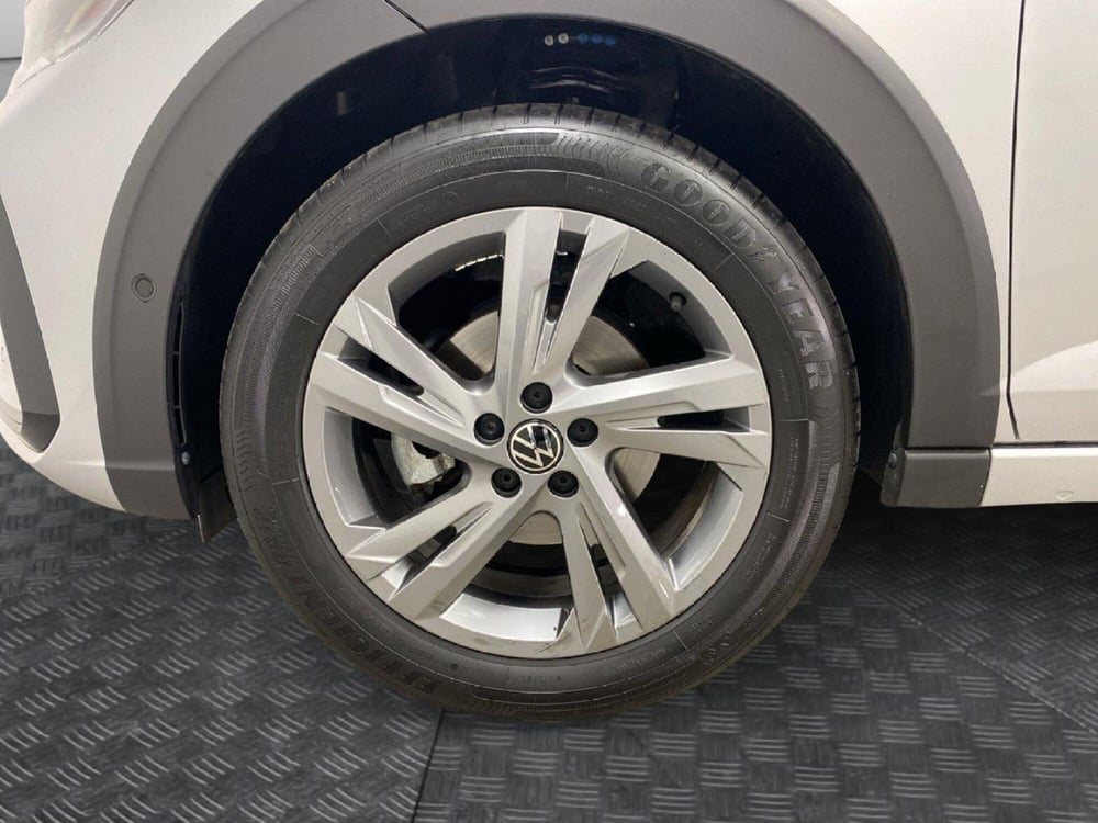 Volkswagen Taigo usata a Varese (7)