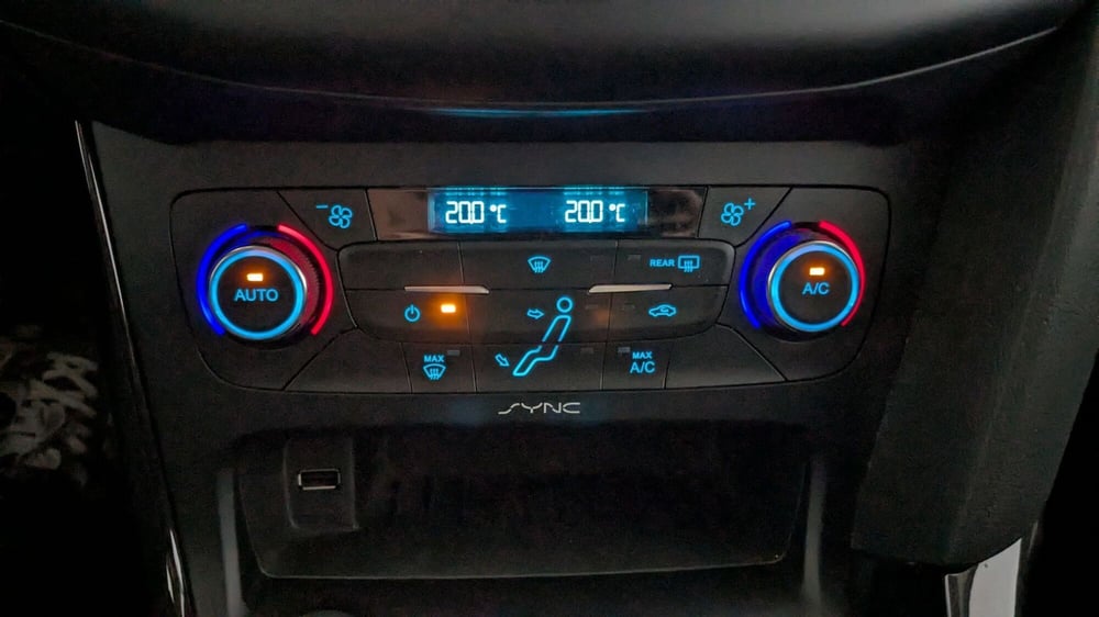 Ford Focus usata a Milano (11)