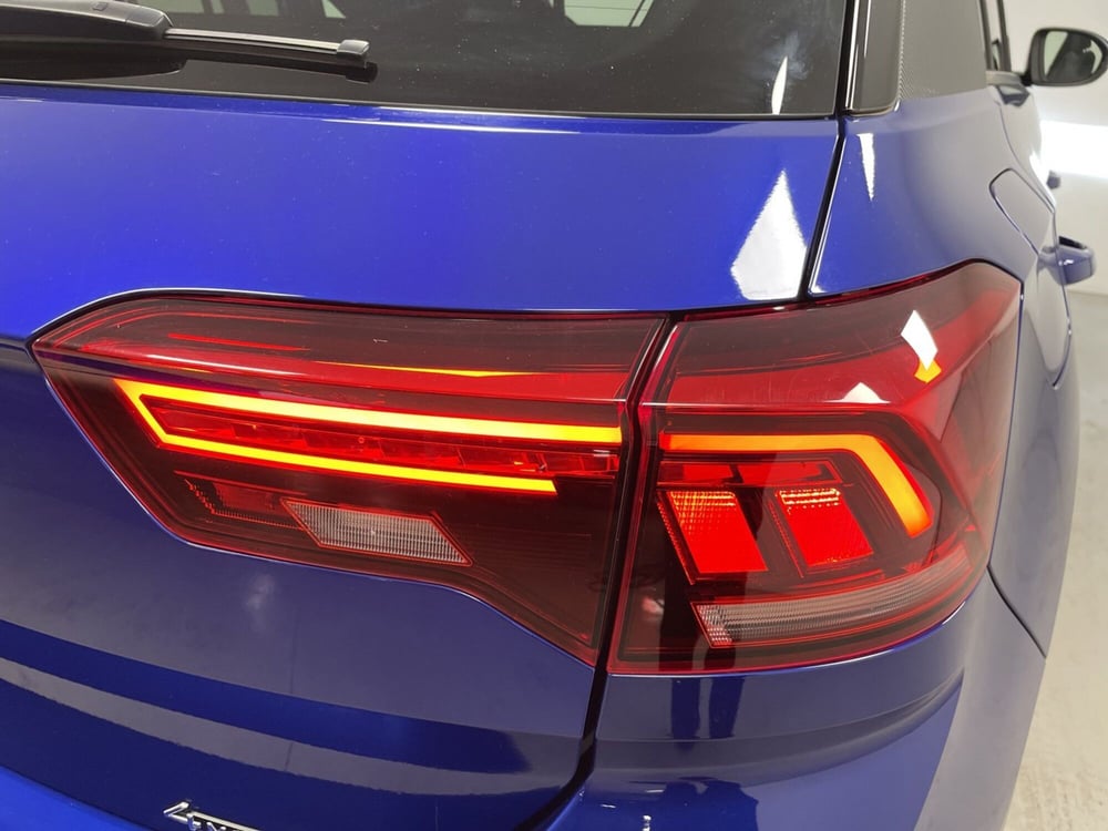 Volkswagen T-Roc usata a Varese (17)