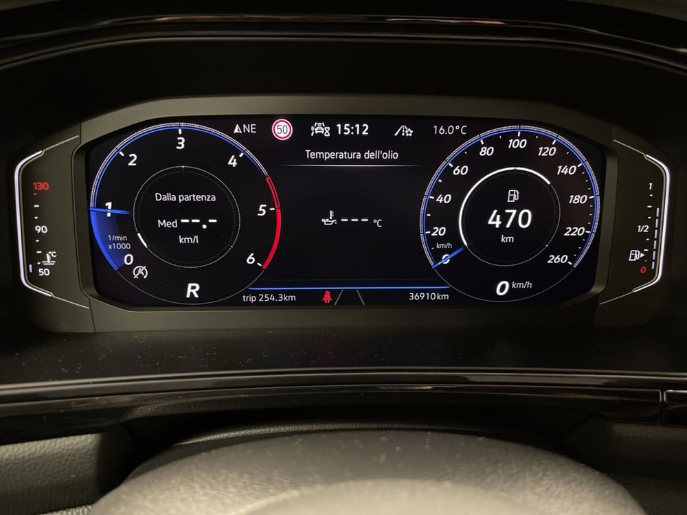 Volkswagen T-Roc usata a Varese (9)