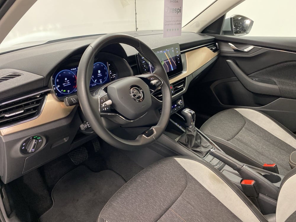 Skoda Kamiq usata a Varese (11)