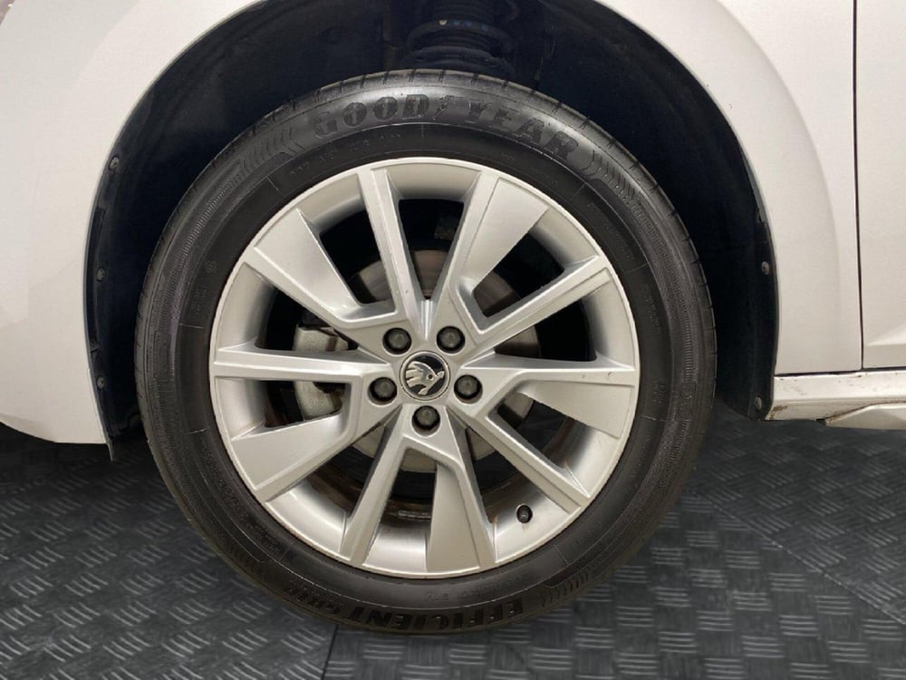 Skoda Kamiq usata a Varese (8)