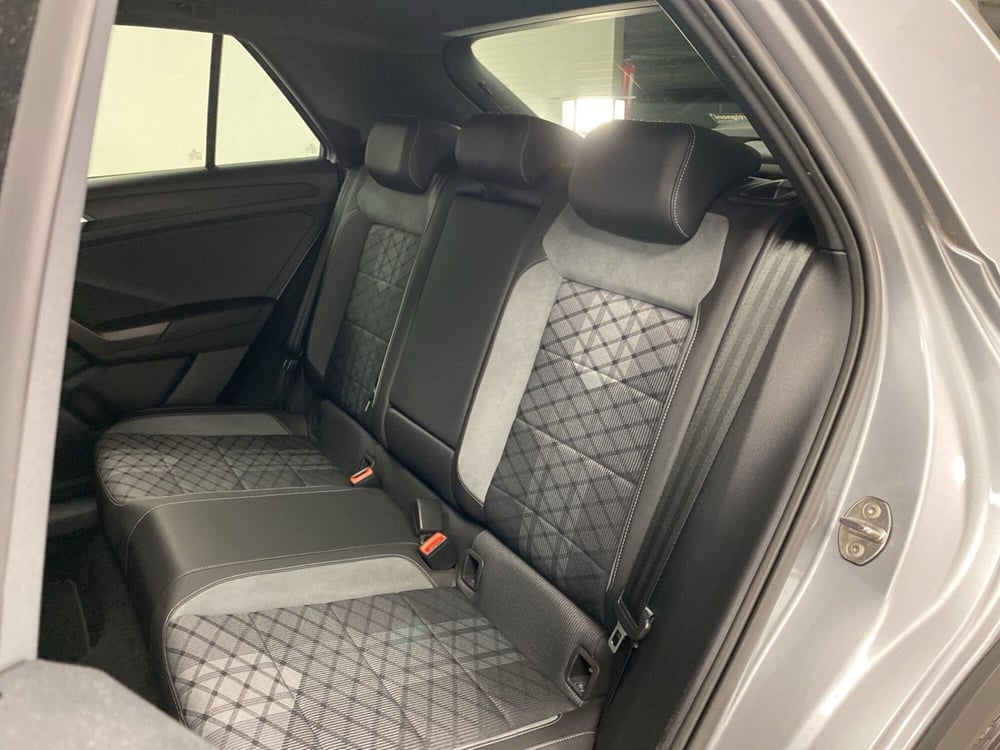 Volkswagen T-Roc usata a Varese (13)