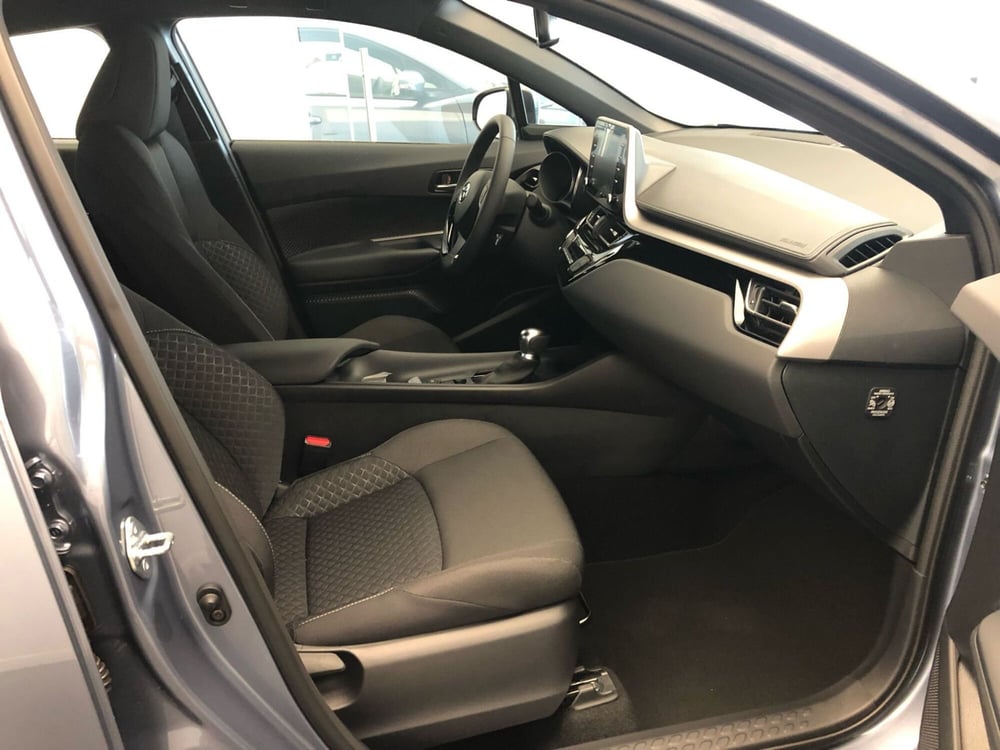 Toyota Toyota C-HR usata a Bergamo (5)
