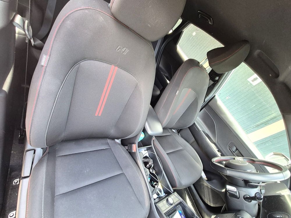 Hyundai Kona usata a Benevento (11)