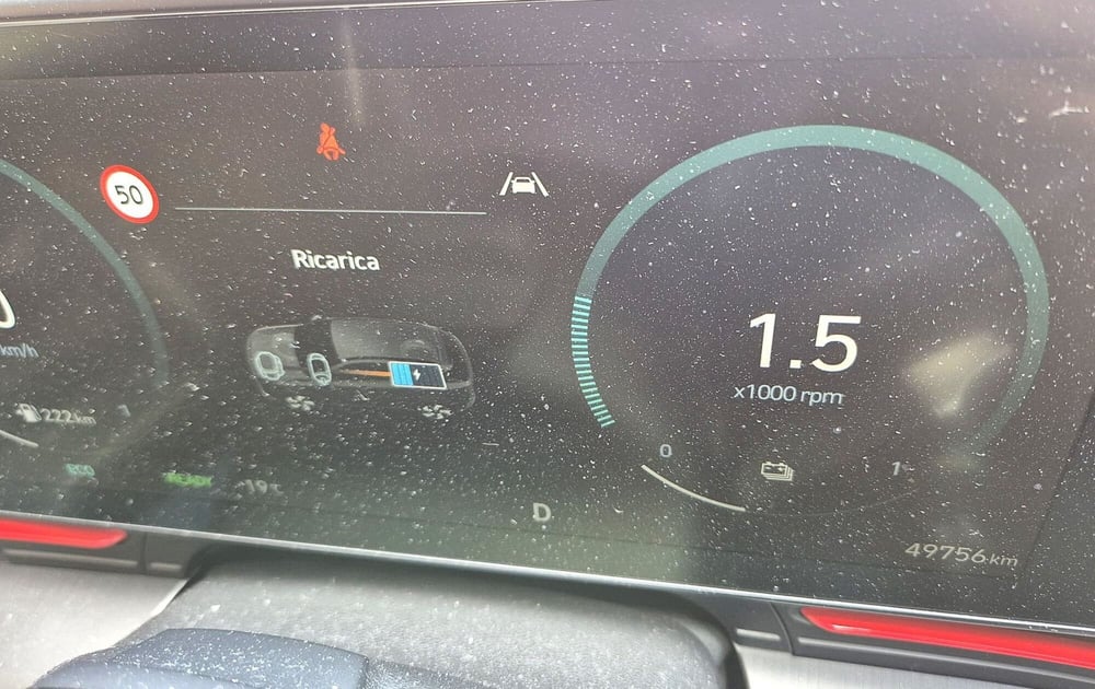 Hyundai Kona usata a Benevento (15)