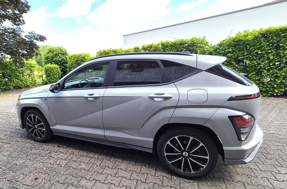 Hyundai Kona usata a Benevento (3)