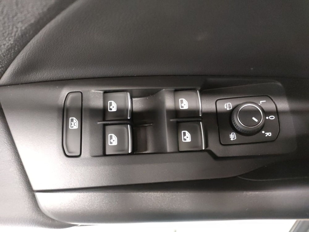 Volkswagen T-Cross nuova a Bologna (9)