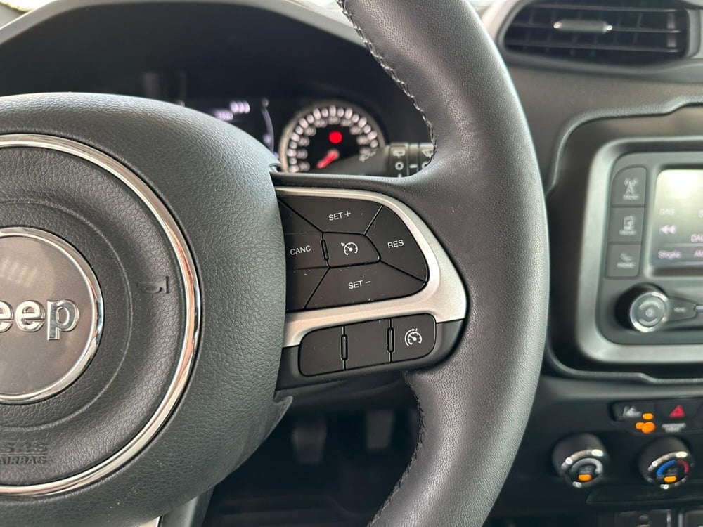 Jeep Renegade usata a Brescia (14)