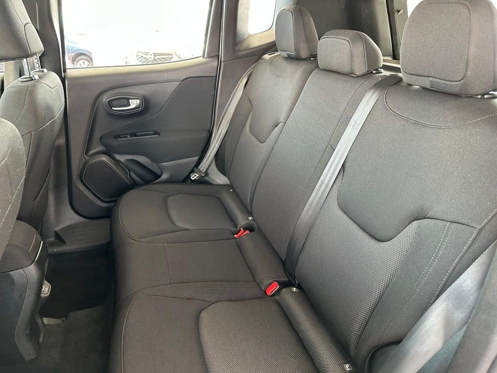 Jeep Renegade usata a Brescia (19)