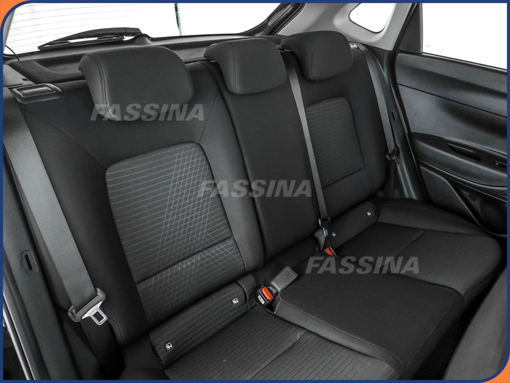Hyundai i20 usata a Milano (11)