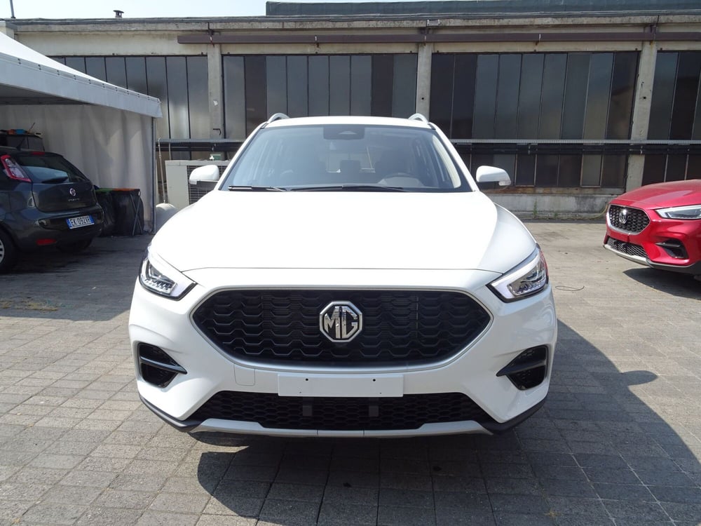 Mg ZS nuova a Lucca (5)