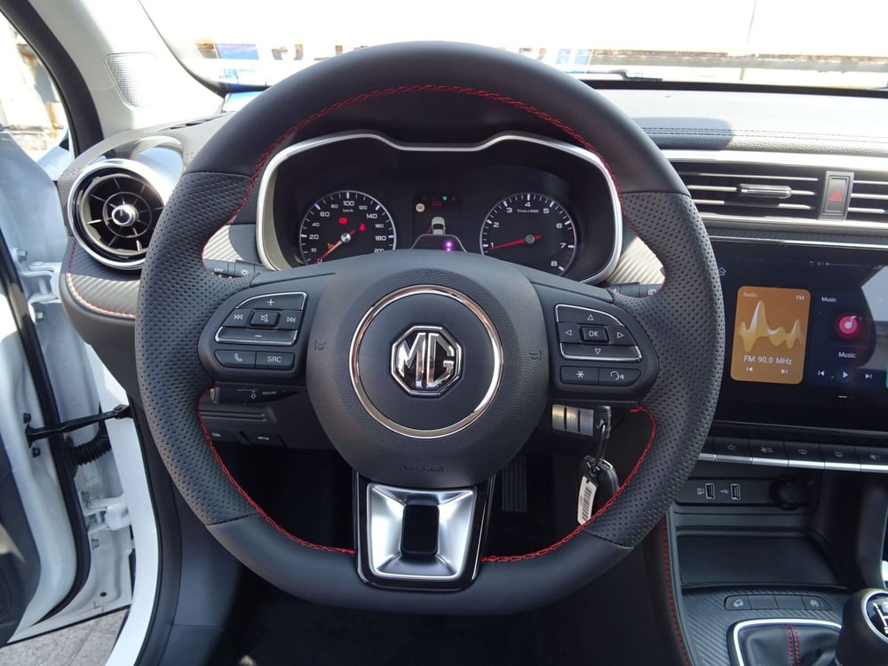 Mg ZS nuova a Lucca (8)