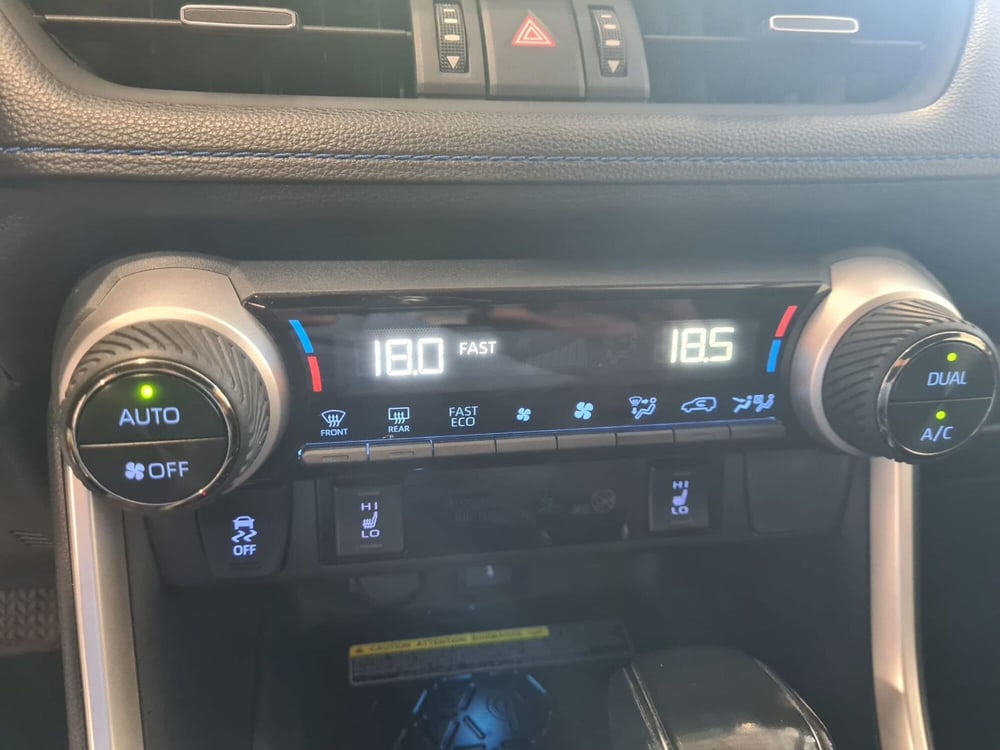 Toyota Rav4 usata a Cagliari (11)