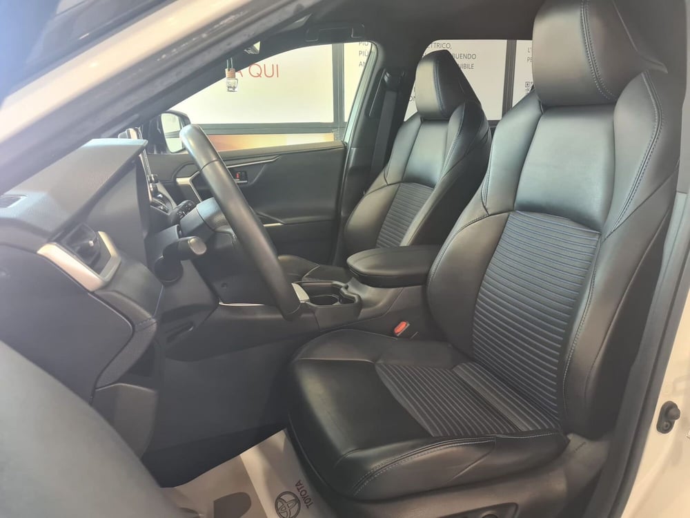 Toyota Rav4 usata a Cagliari (13)