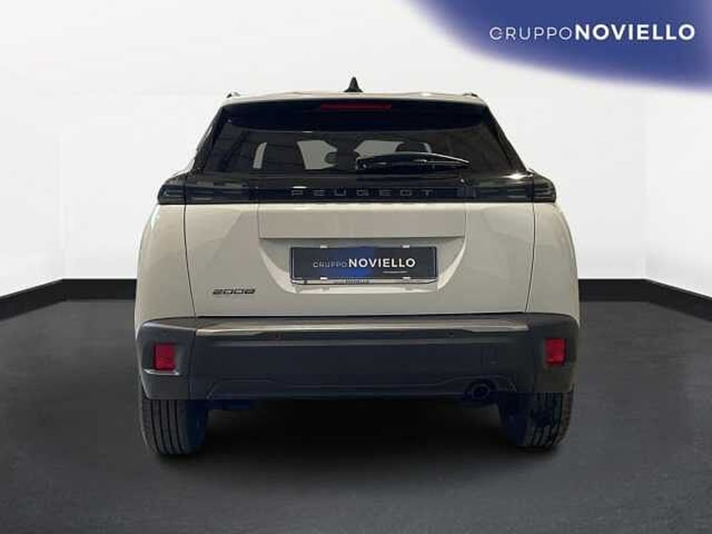 Peugeot 2008 nuova a Salerno (6)