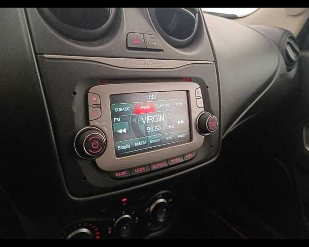 Alfa Romeo MiTo usata a Venezia (11)
