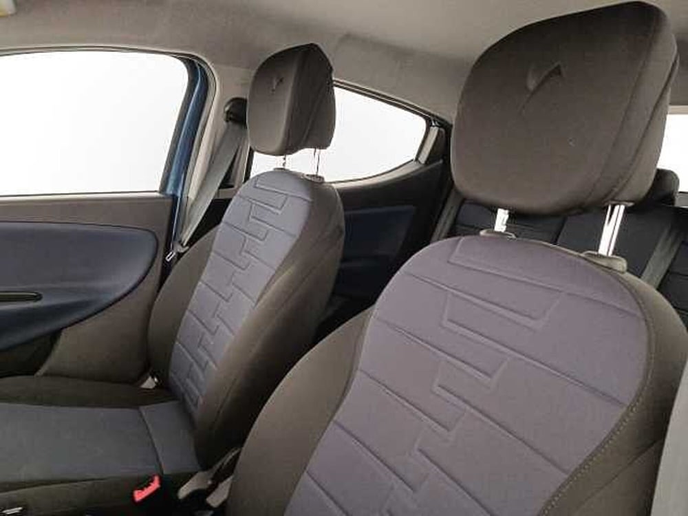 Lancia Ypsilon usata a Venezia (17)