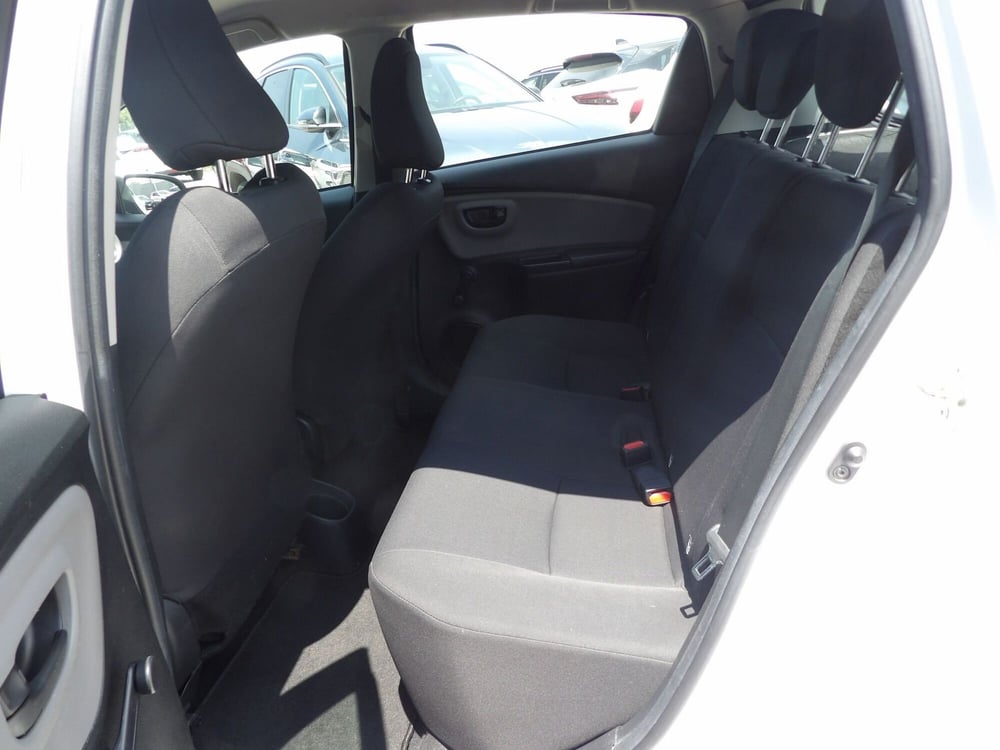 Toyota Yaris usata a Catania (13)