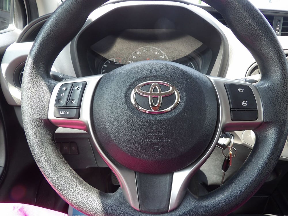 Toyota Yaris usata a Catania (14)