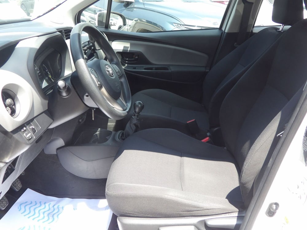 Toyota Yaris usata a Catania (9)