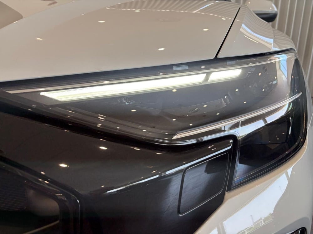 Audi Q8 nuova a Bari (5)