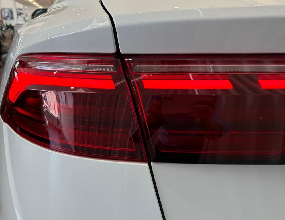 Audi Q8 nuova a Bari (9)
