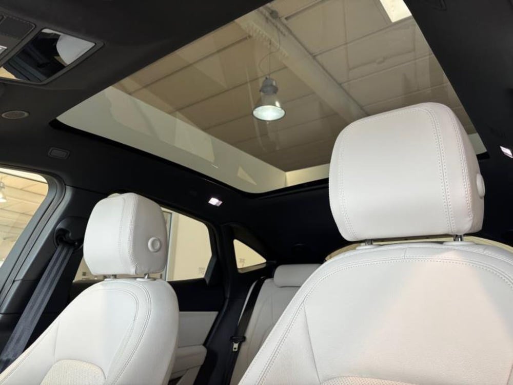 Jaguar E-Pace usata a Venezia (14)