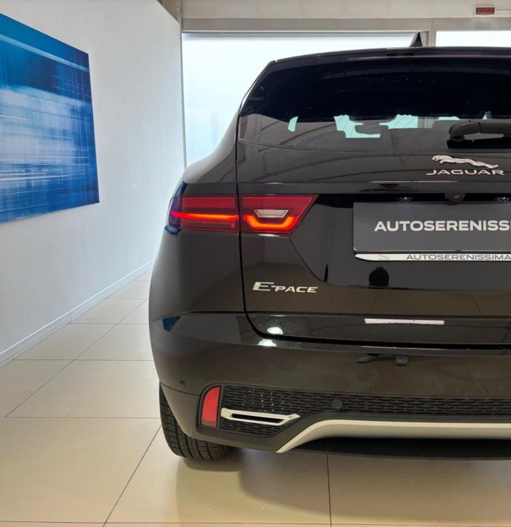 Jaguar E-Pace usata a Venezia (9)