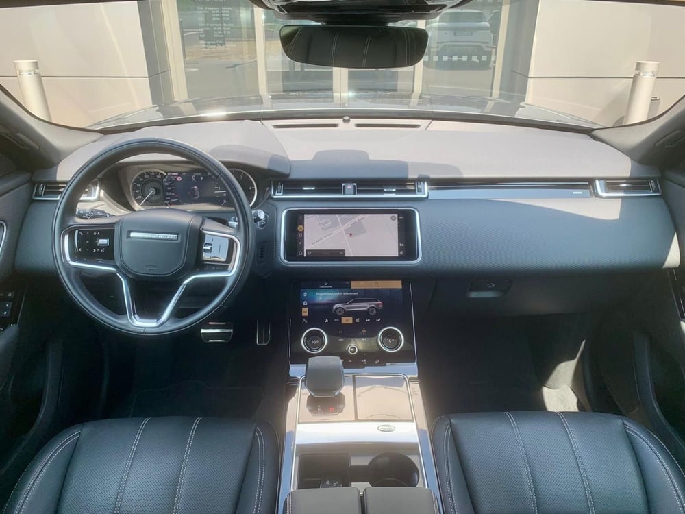 Land Rover Range Rover Velar usata a Bari (4)
