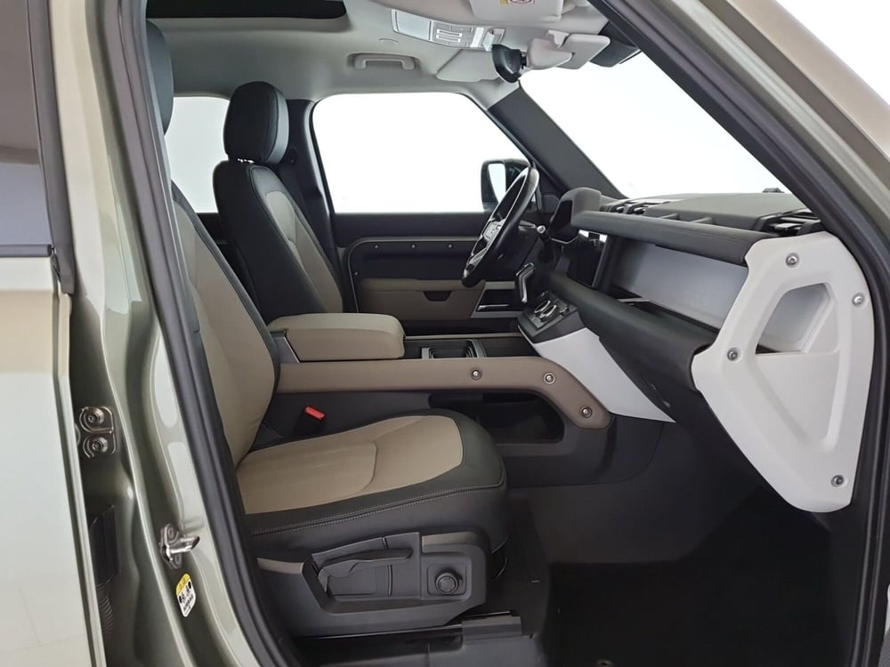 Land Rover Defender usata a Monza e Brianza (3)