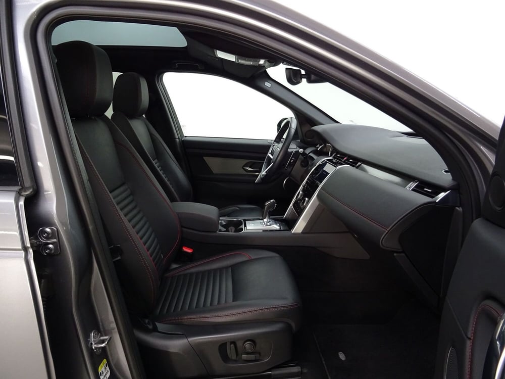 Land Rover Discovery Sport usata a Como (3)