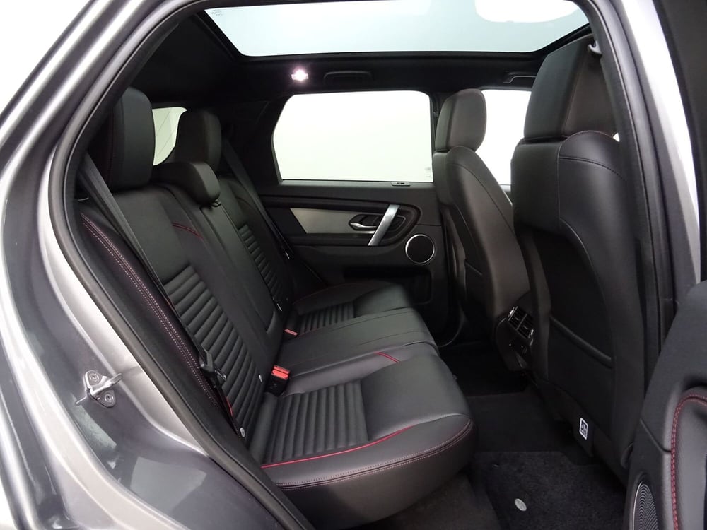 Land Rover Discovery Sport usata a Como (5)