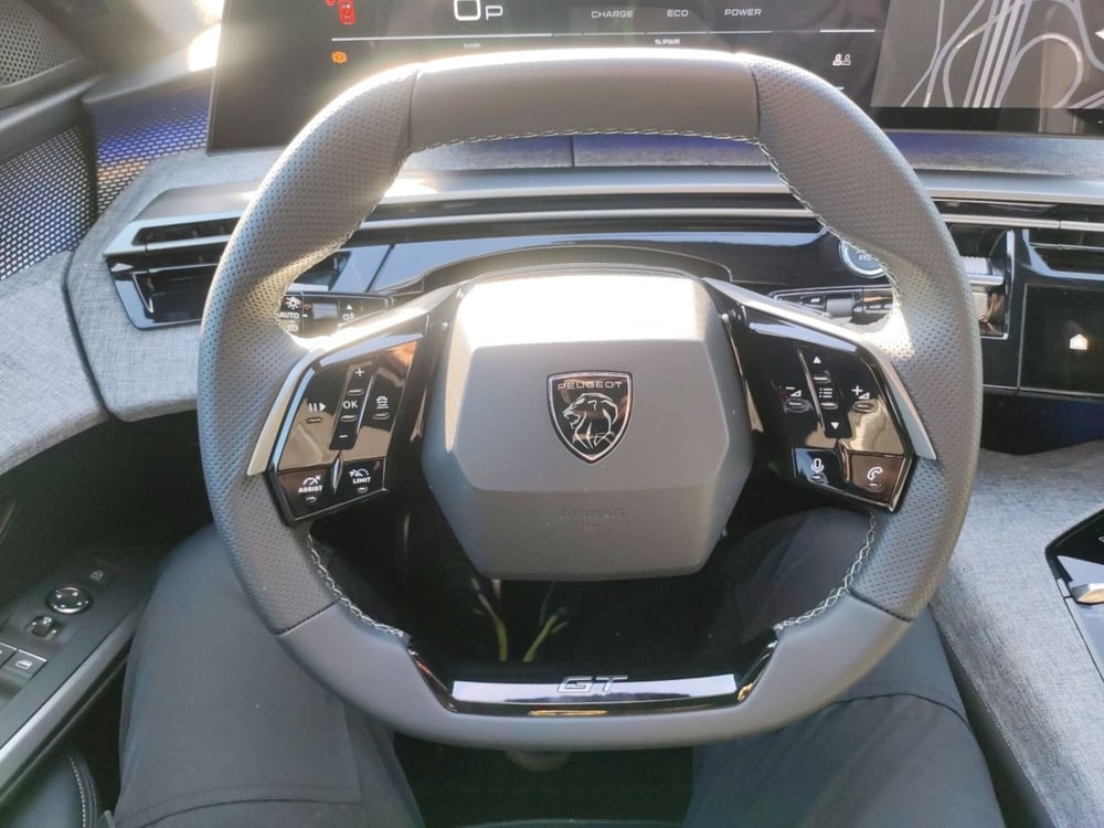 Peugeot 3008 nuova a Latina (13)